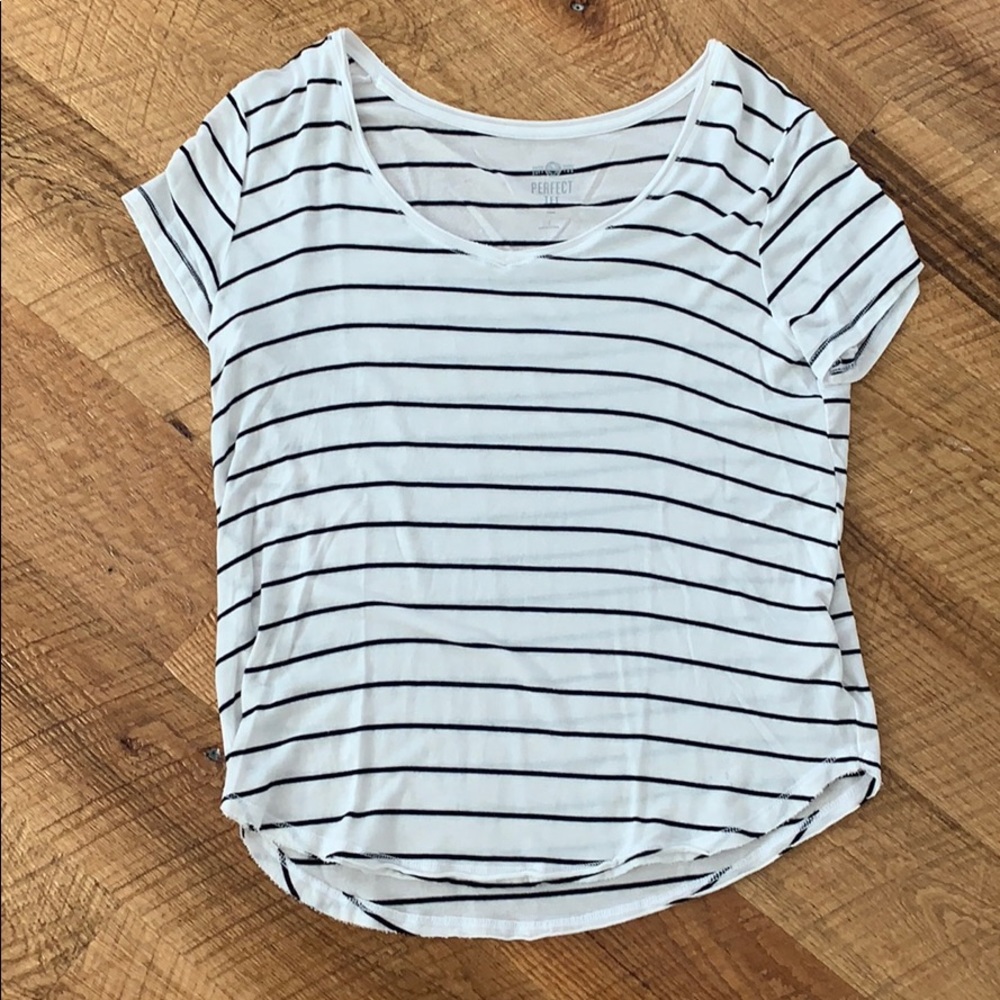 Juniors’ SO Perfect Tee
